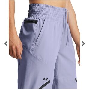 NWT Women’s Under Armour Unstoppable Ankle Pant